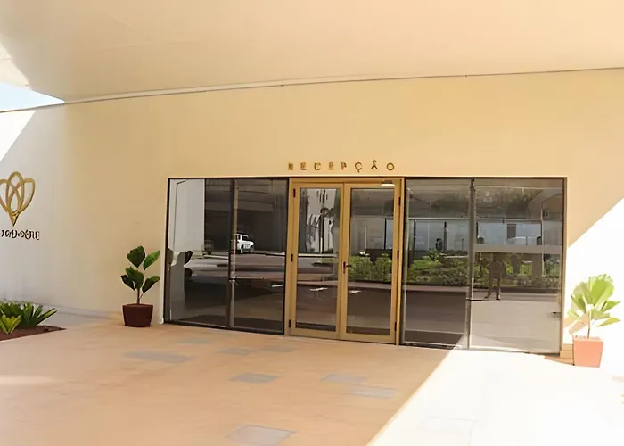 FLAT VPM - Cozinha, Varanda, Ar Cond, Estacionamento, Cama Queen, Vista Incrível, 400mb Wi-fi, TV Smart, Serviços de Streaming, Ducha Forte, Próximo a Barra da Tijuca e Recreio, 10min de carro da Praia Rio de Janeiro